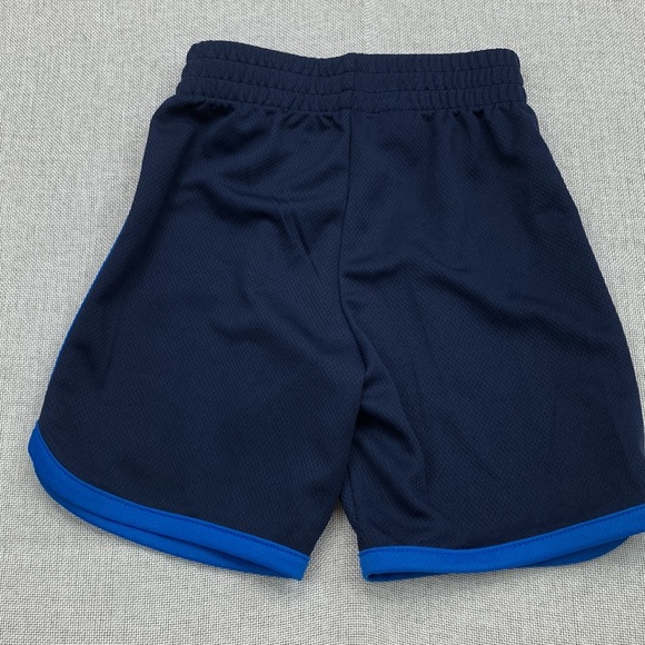 CHAMPION Little Boys Contrast Binding "C" Patch Shorts Size 4 - Picture 6 of 6